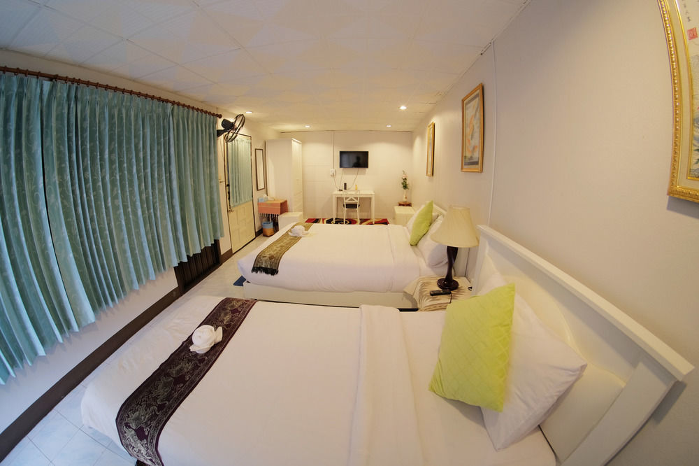 Baan Issara Boutique Hotel Nan Esterno foto