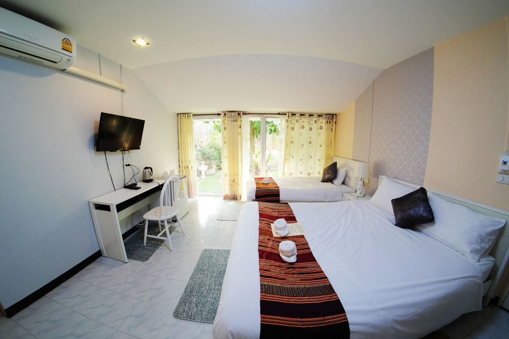 Baan Issara Boutique Hotel Nan Esterno foto