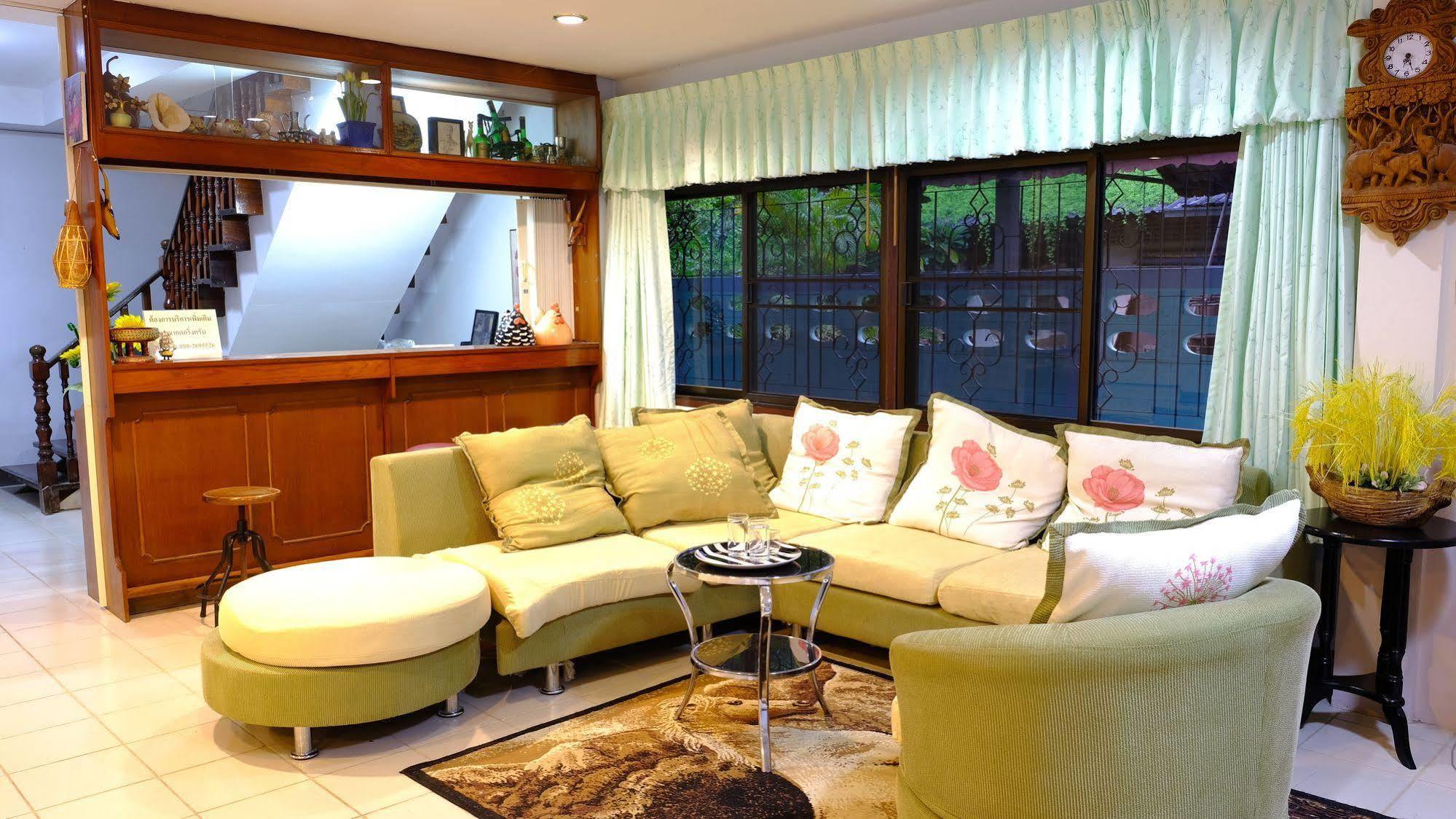 Baan Issara Boutique Hotel Nan Esterno foto